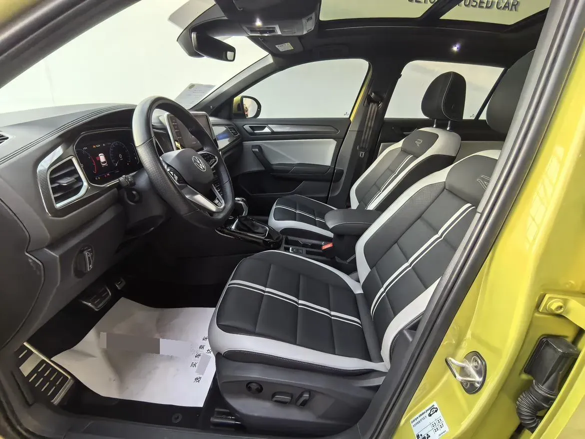 2023 Volkswagen T-Roc 1.5T 160HP L4 7DCT,autocango,china used car exporter,china ev exporter,chinese used car exporter,chinese used ev exporter