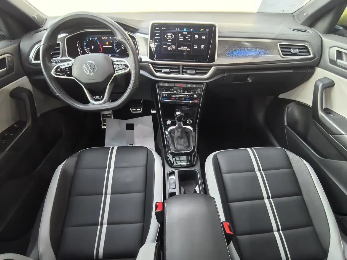2023 Volkswagen T-Roc 1.5T 160HP L4 7DCT,autocango,china used car exporter,china ev exporter,chinese used car exporter,chinese used ev exporter