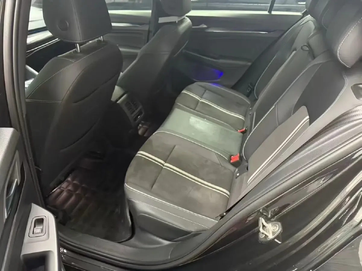 2023 Volkswagen Golf 1.4T 150HP L4 7DCT,autocango,china used car exporter,china ev exporter,chinese used car exporter,chinese used ev exporter