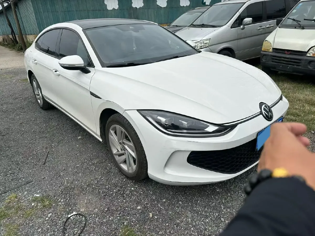 2022 Jetour DASHING i-DM 1.5T 156HP L4 3DHT PHEV 19.27KWH,autocango,china used car exporter,china ev exporter,chinese used car exporter,chinese used ev exporter