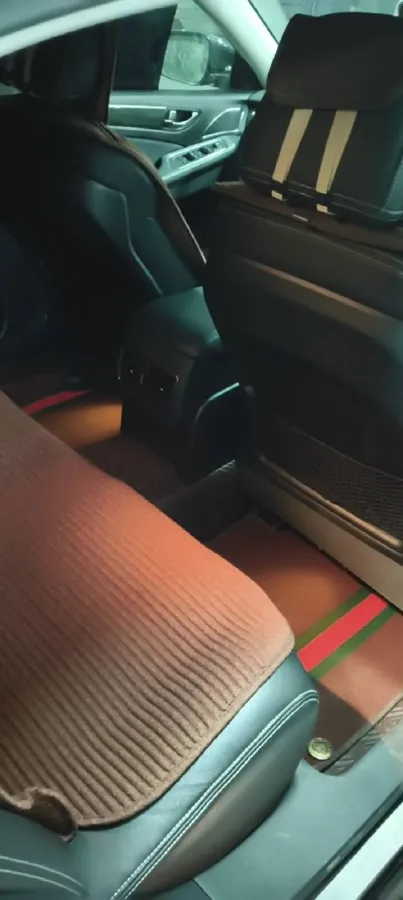 2019 HongQi H7 1.8T 188HP L4 6AT,autocango,china used car exporter,china ev exporter,chinese used car exporter,chinese used ev exporter