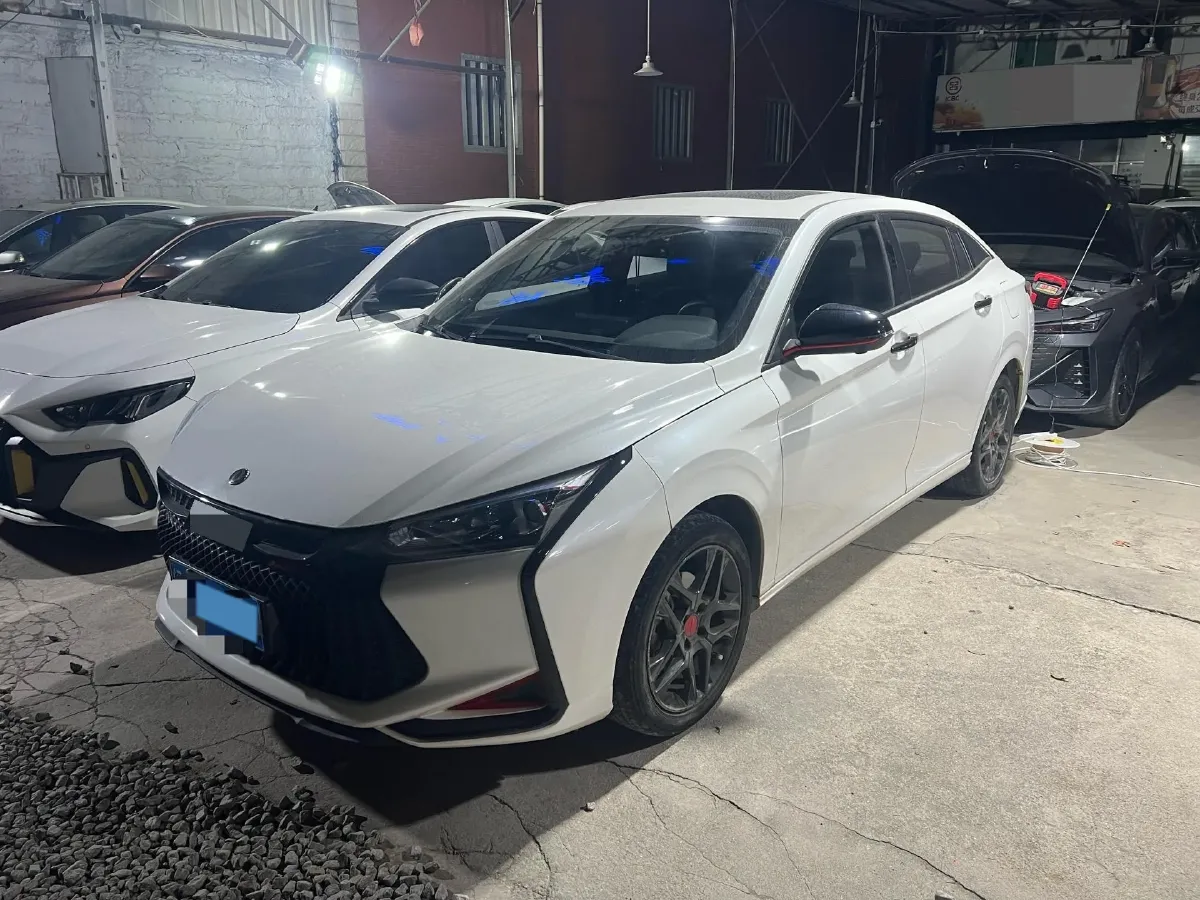 2021 DongFeng Aeolus YiXuan 1.5T 150HP L4 6DCT,autocango,china used car exporter,china ev exporter,chinese used car exporter,chinese used ev exporter