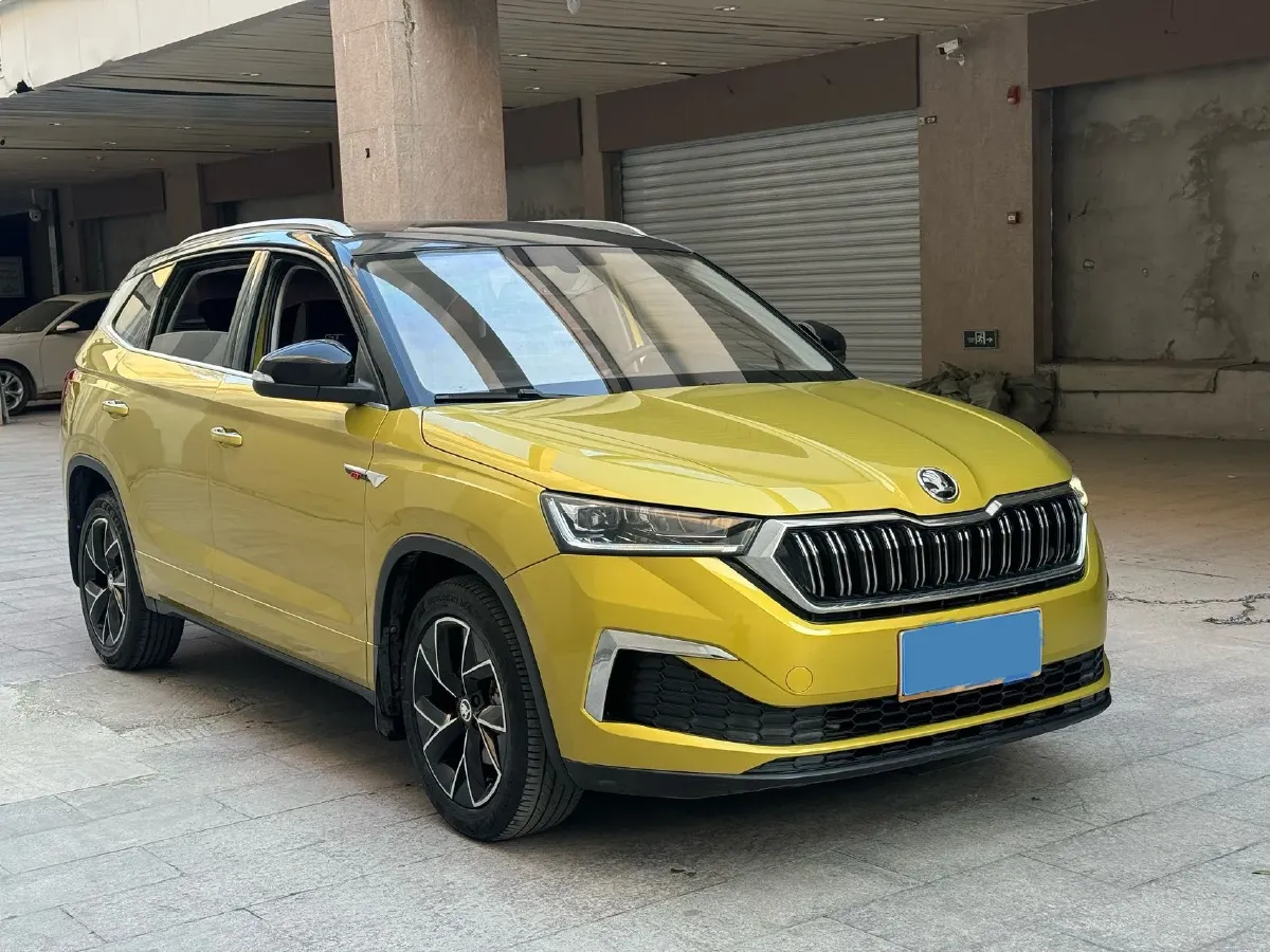 2020 Skoda Karoq 1.4T 150HP L4 7DCT,autocango,china used car exporter,china ev exporter,chinese used car exporter,chinese used ev exporter