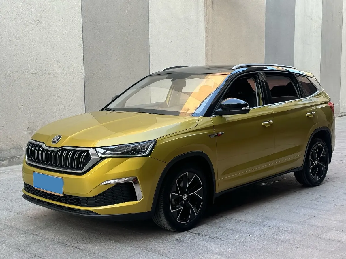 2020 Skoda Karoq 1.4T 150HP L4 7DCT,autocango,china used car exporter,china ev exporter,chinese used car exporter,chinese used ev exporter