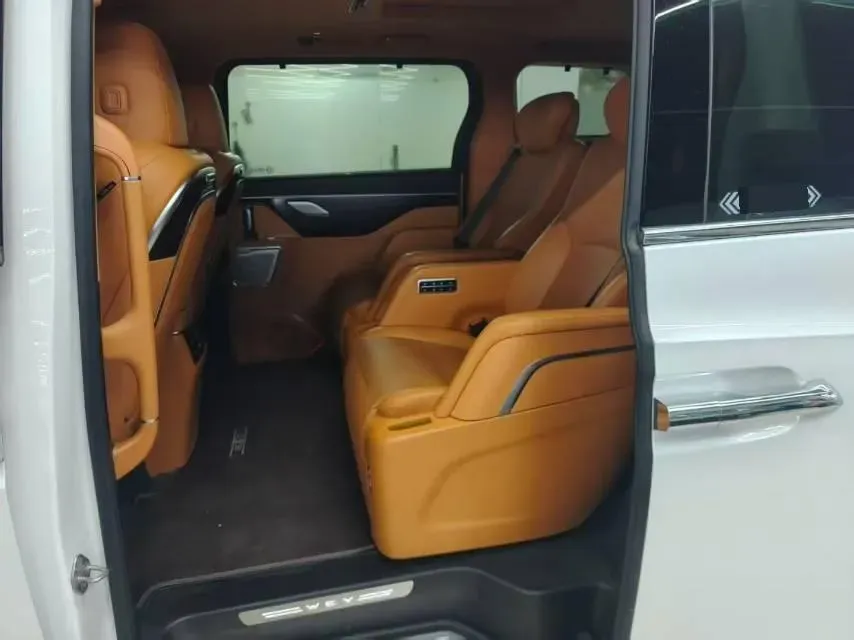 2024 Mercedes-Benz C Class 1.5T 204HP L4 9AT,autocango,china used car exporter,china ev exporter,chinese used car exporter,chinese used ev exporter