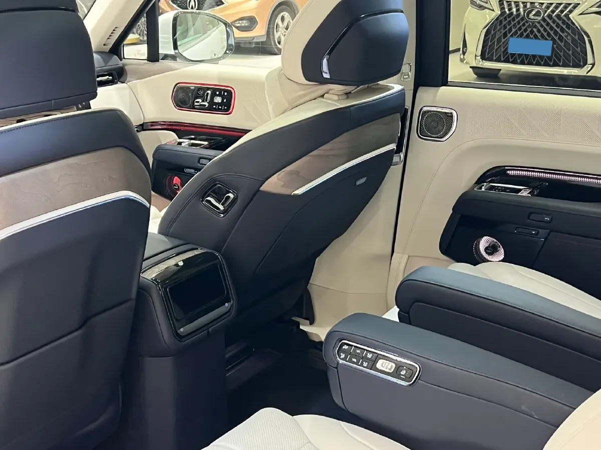 2025 Zeekr 9X 2.0T 279HP L4 1DHT PHEV,autocango,china used car exporter,china ev exporter,chinese used car exporter,chinese used ev exporter