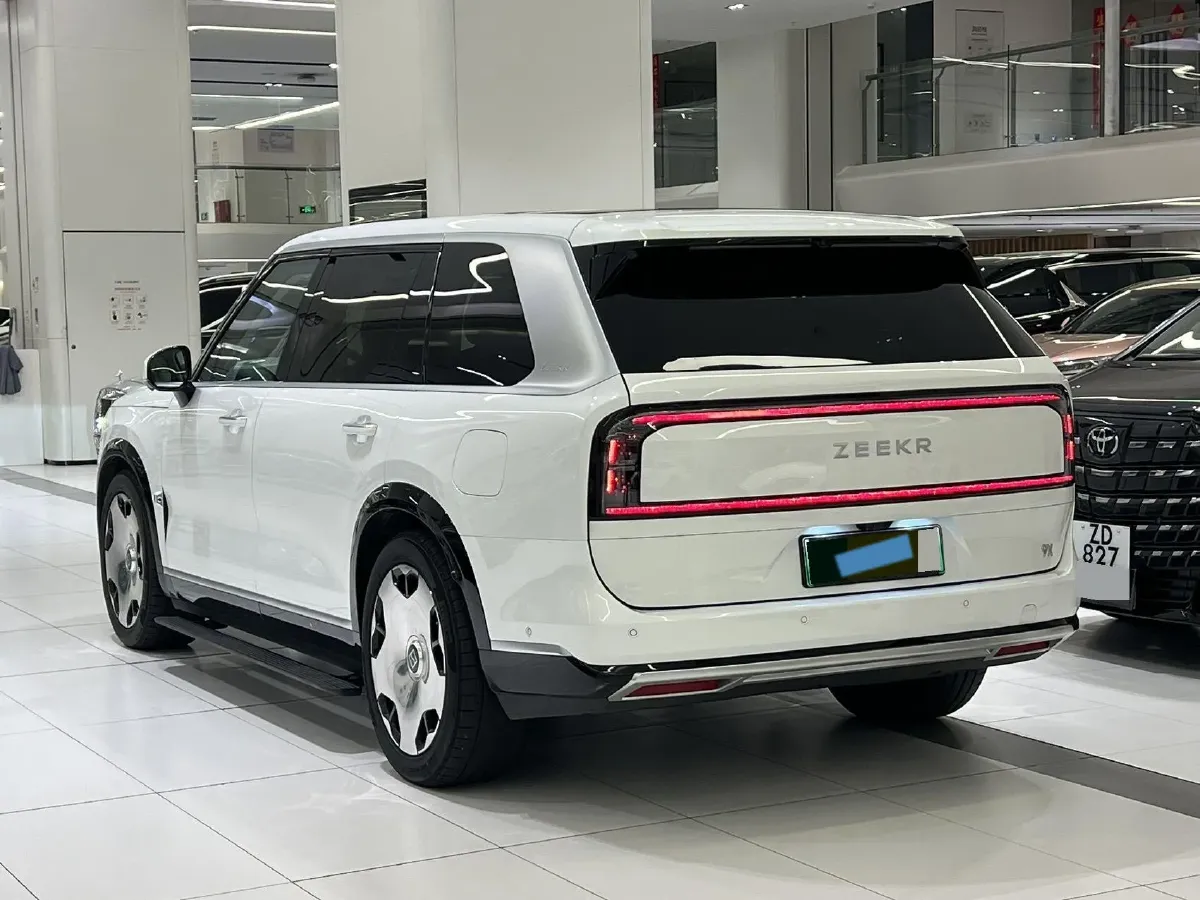 2025 Zeekr 9X 2.0T 279HP L4 1DHT PHEV,autocango,china used car exporter,china ev exporter,chinese used car exporter,chinese used ev exporter