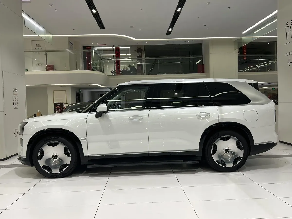 2025 Zeekr 9X 2.0T 279HP L4 1DHT PHEV,autocango,china used car exporter,china ev exporter,chinese used car exporter,chinese used ev exporter