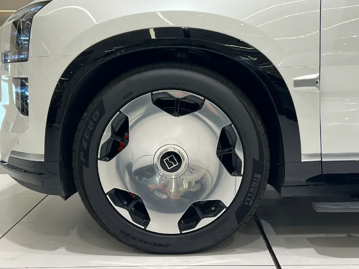 2025 Zeekr 9X 2.0T 279HP L4 1DHT PHEV,autocango,china used car exporter,china ev exporter,chinese used car exporter,chinese used ev exporter