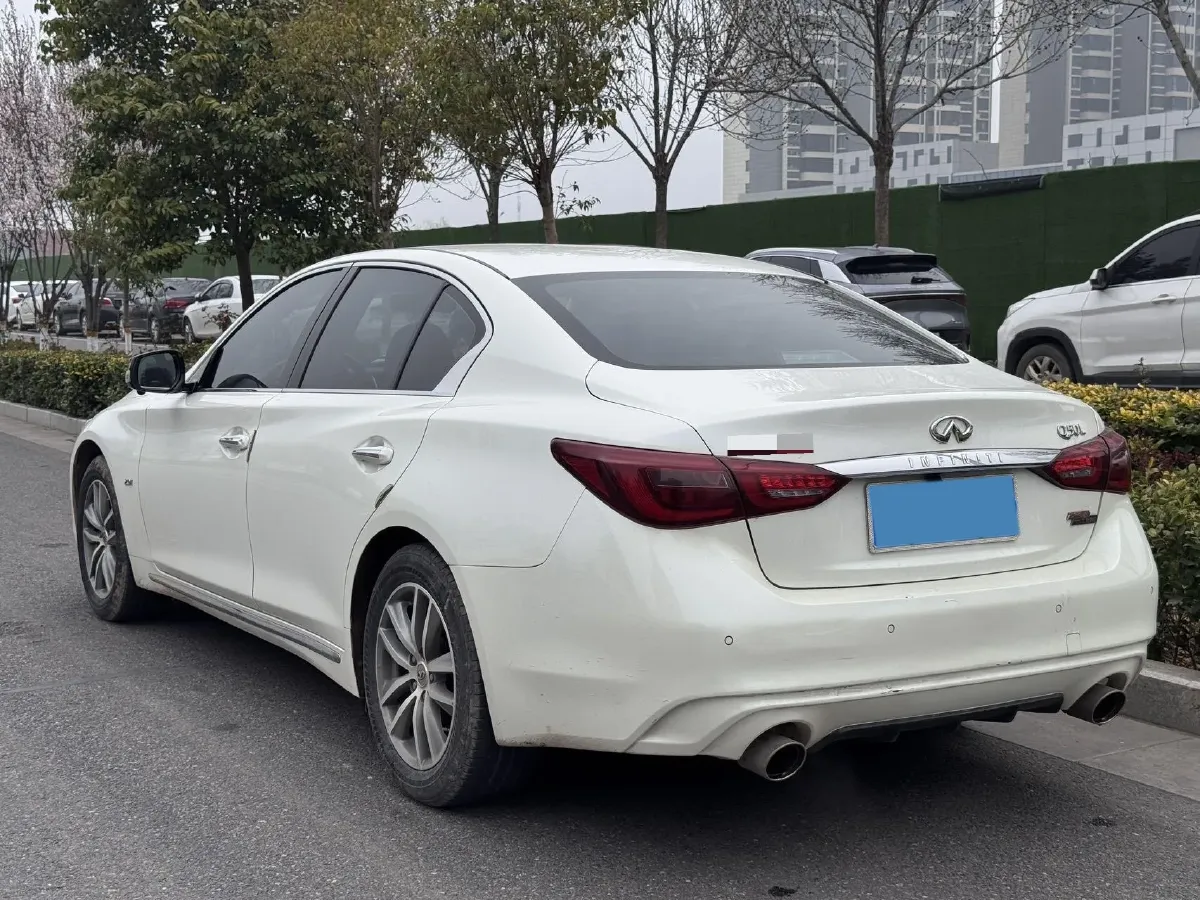 2022 Infiniti Q50L 2.0T 211HP L4 7AT,autocango,china used car exporter,china ev exporter,chinese used car exporter,chinese used ev exporter