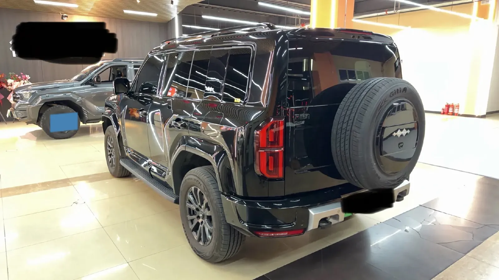 2025 FangChengBao Bao 5 1.5T 194HP L4 E-CVT PHEV 31.8KWH,autocango,china used car exporter,china ev exporter,chinese used car exporter,chinese used ev exporter