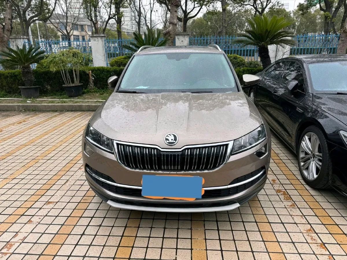 2019 Skoda Octavia 1.4T 150HP L4 7DCT,autocango,china used car exporter,china ev exporter,chinese used car exporter,chinese used ev exporter