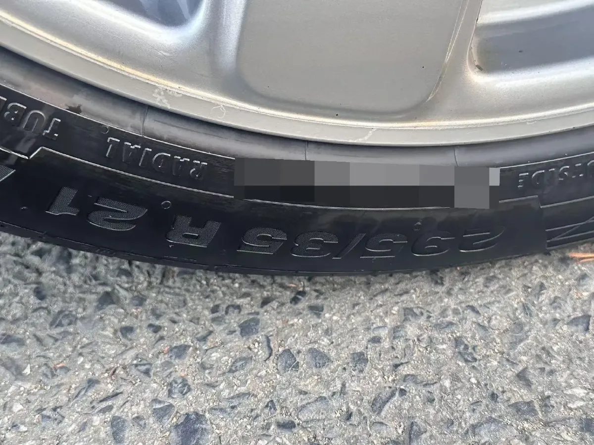 2020 Porsche Macan 2.0T 252HP L4 7DCT,autocango,china used car exporter,china ev exporter,chinese used car exporter,chinese used ev exporter