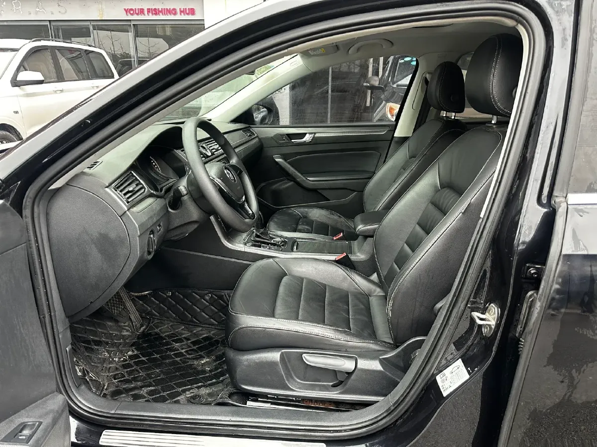 2017 Volkswagen Passat 1.8T 180HP L4 7DCT,autocango,china used car exporter,china ev exporter,chinese used car exporter,chinese used ev exporter