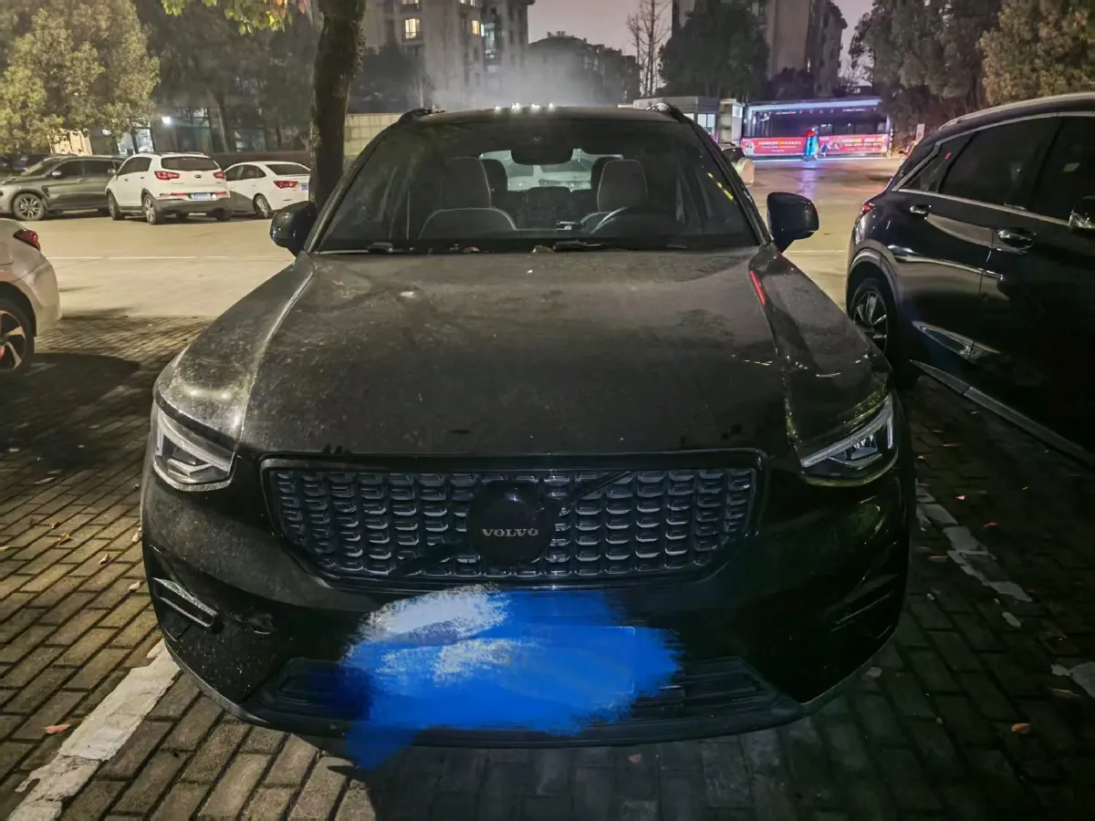 2024 Volvo XC40 2.0T 197HP L4 7DCT,autocango,china used car exporter,china ev exporter,chinese used car exporter,chinese used ev exporter