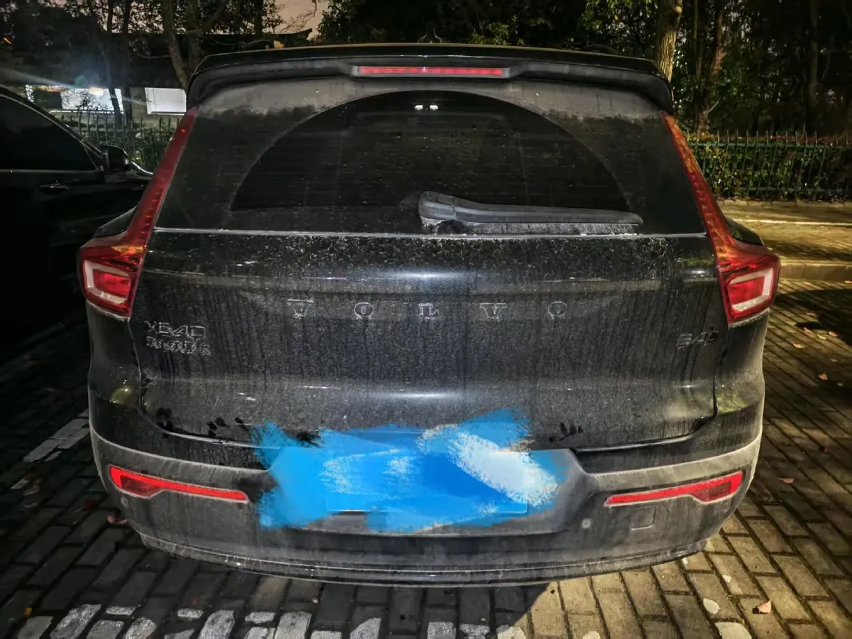 2024 Volvo XC40 2.0T 197HP L4 7DCT,autocango,china used car exporter,china ev exporter,chinese used car exporter,chinese used ev exporter