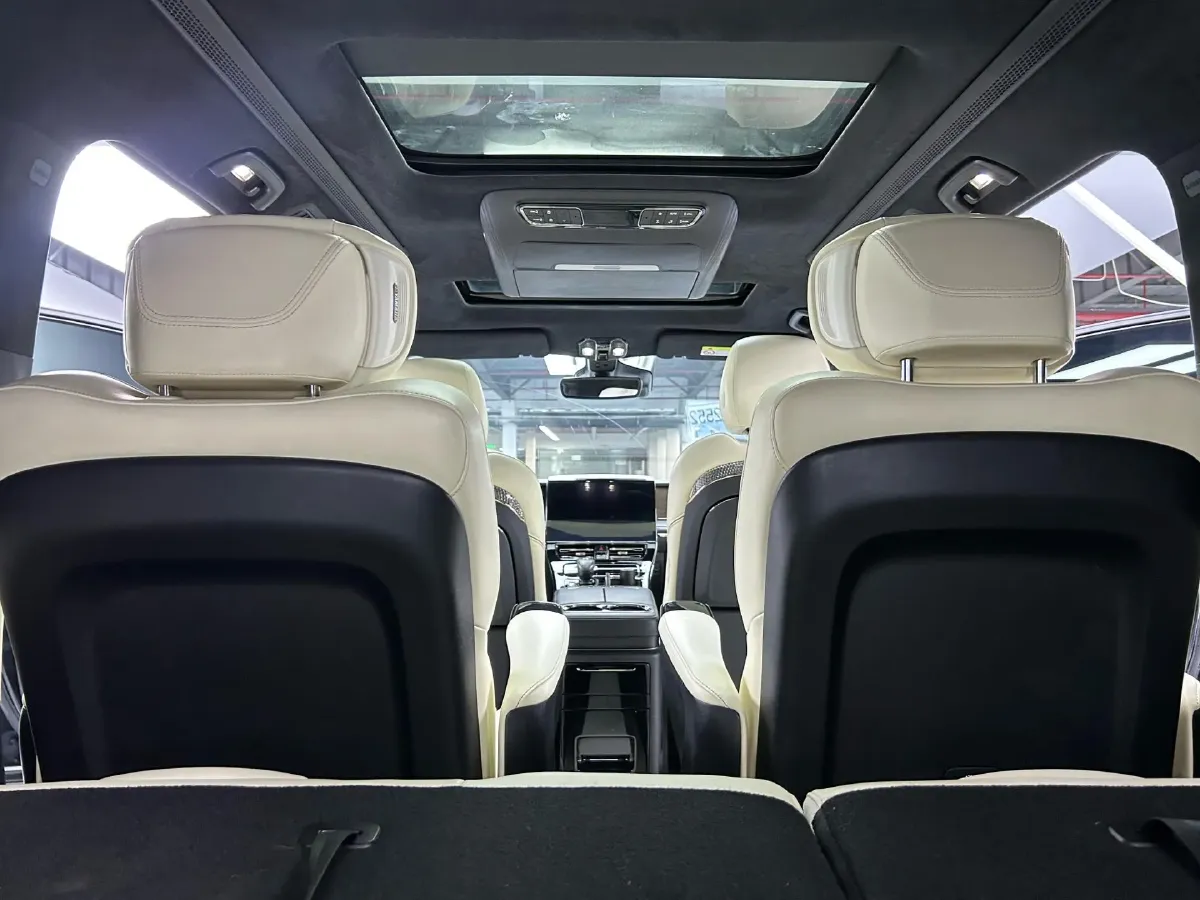 2023 GAC Trumpchi M8 2.0T 252HP L4 8AT,autocango,china used car exporter,china ev exporter,chinese used car exporter,chinese used ev exporter