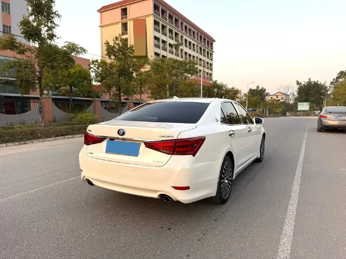 2018 Toyota Highlander 2.0T 220HP L4 6AT,autocango,china used car exporter,china ev exporter,chinese used car exporter,chinese used ev exporter