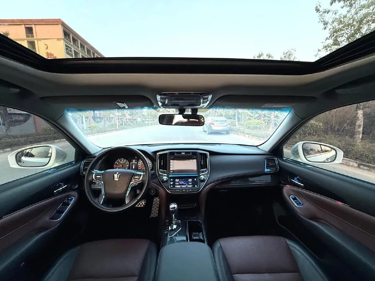 2018 Toyota Highlander 2.0T 220HP L4 6AT,autocango,china used car exporter,china ev exporter,chinese used car exporter,chinese used ev exporter