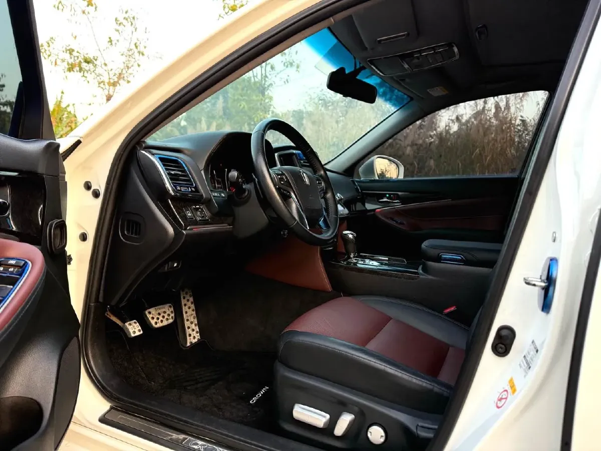 2018 Toyota Highlander 2.0T 220HP L4 6AT,autocango,china used car exporter,china ev exporter,chinese used car exporter,chinese used ev exporter