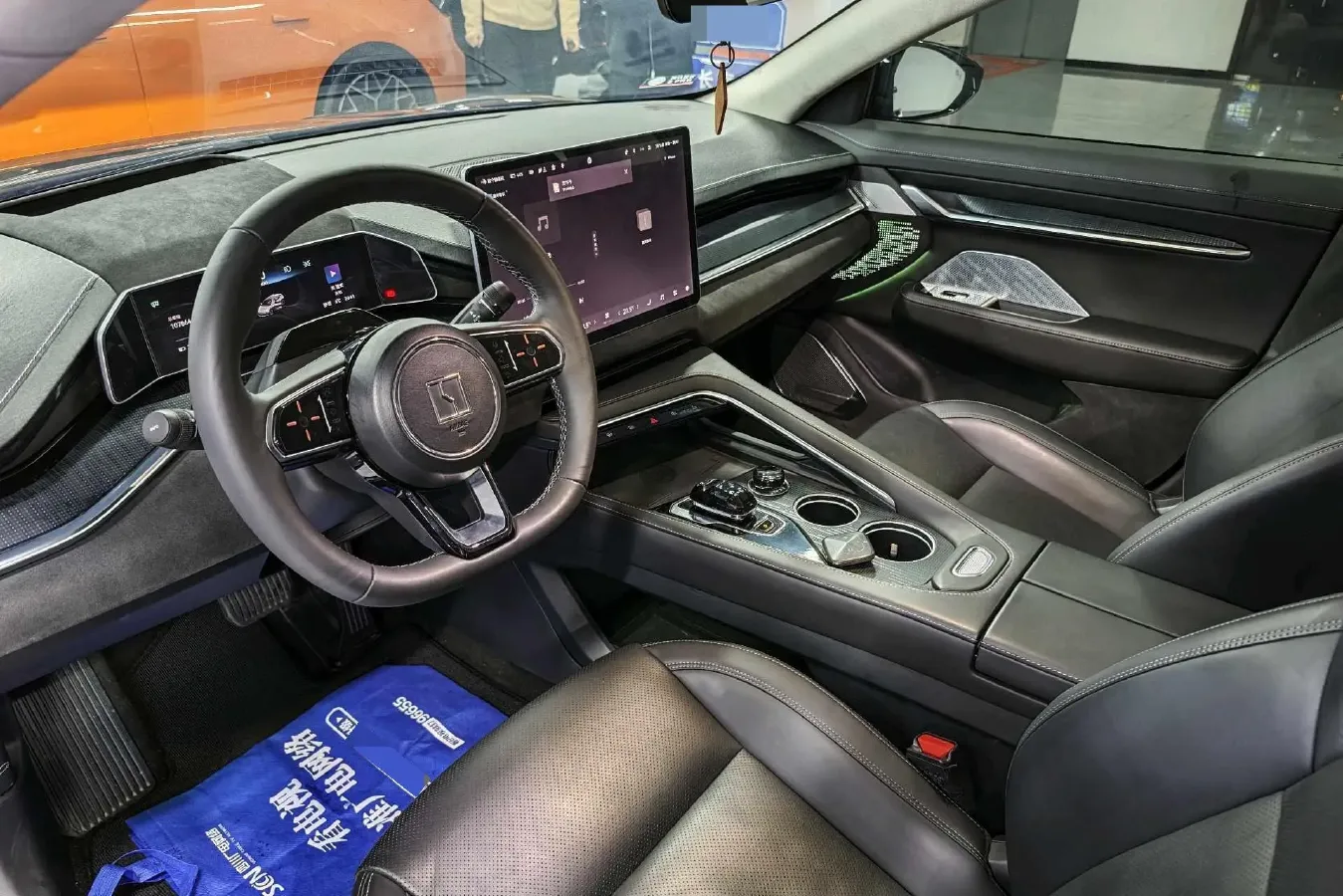 2022 Zeekr 001 BEV 86KWH,autocango,china used car exporter,china ev exporter,chinese used car exporter,chinese used ev exporter