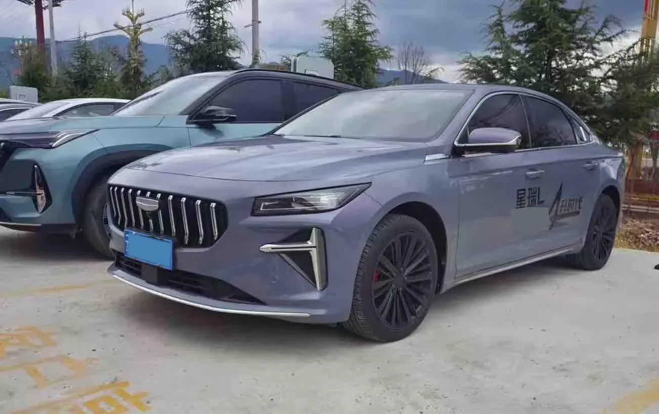 2024 Geely Preface 1.5T 163HP L4 3DHT Hybrid,autocango,china used car exporter,china ev exporter,chinese used car exporter,chinese used ev exporter