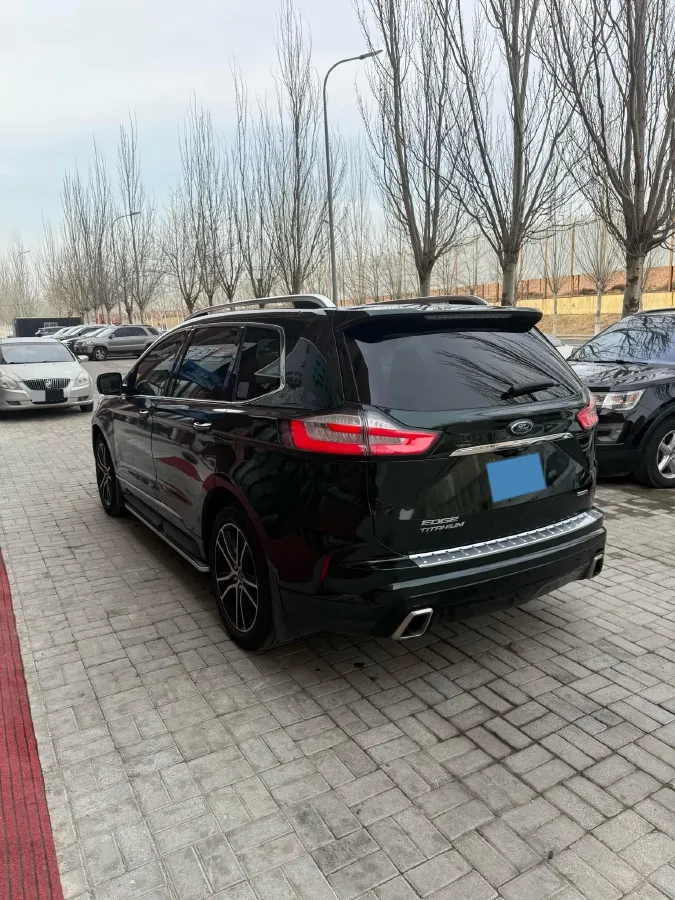 2020 Ford Edge 2.0T 245HP L4 8AT,autocango,china used car exporter,china ev exporter,chinese used car exporter,chinese used ev exporter