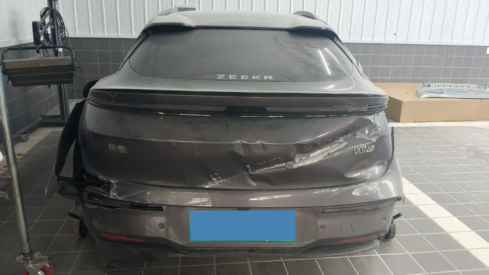 2025 Zeekr 007GT BEV 75KWH,autocango,china used car exporter,china ev exporter,chinese used car exporter,chinese used ev exporter