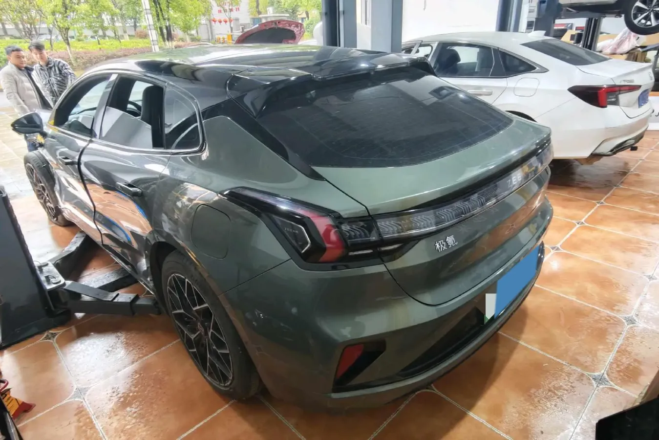 2024 Zeekr 001 BEV 95KWH,autocango,china used car exporter,china ev exporter,chinese used car exporter,chinese used ev exporter