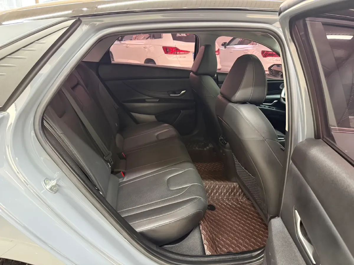 2021 Hyundai Elantra 1.5L 115HP L4 CVT,autocango,china used car exporter,china ev exporter,chinese used car exporter,chinese used ev exporter