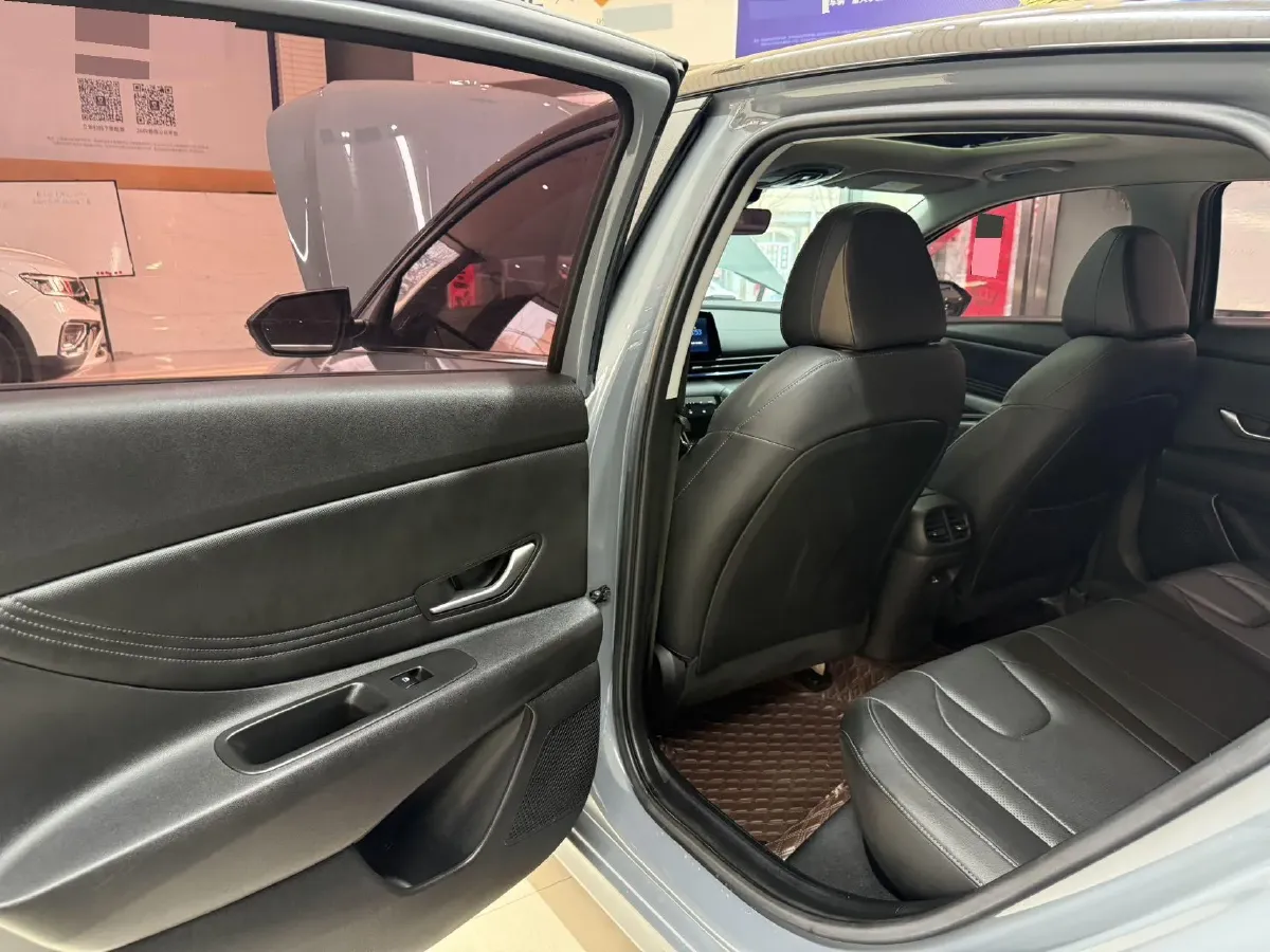 2021 Hyundai Elantra 1.5L 115HP L4 CVT,autocango,china used car exporter,china ev exporter,chinese used car exporter,chinese used ev exporter