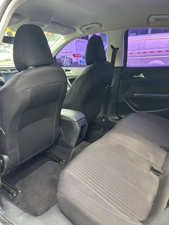 2018 Peugeot 308 1.6L 117HP L4 5MT,autocango,china used car exporter,china ev exporter,chinese used car exporter,chinese used ev exporter