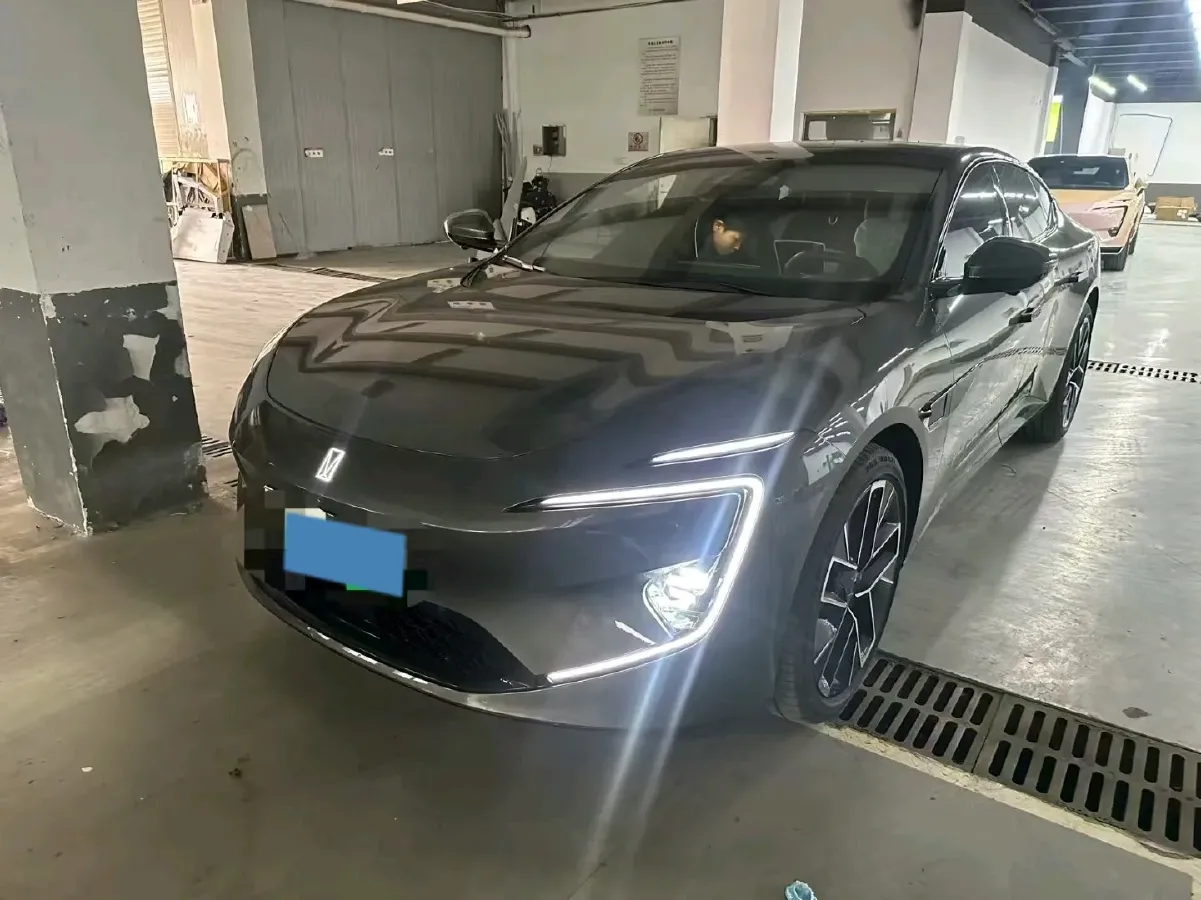 2025 Avatr 12 1.5T 156HP L4 REEV 39.05KWH,autocango,china used car exporter,china ev exporter,chinese used car exporter,chinese used ev exporter