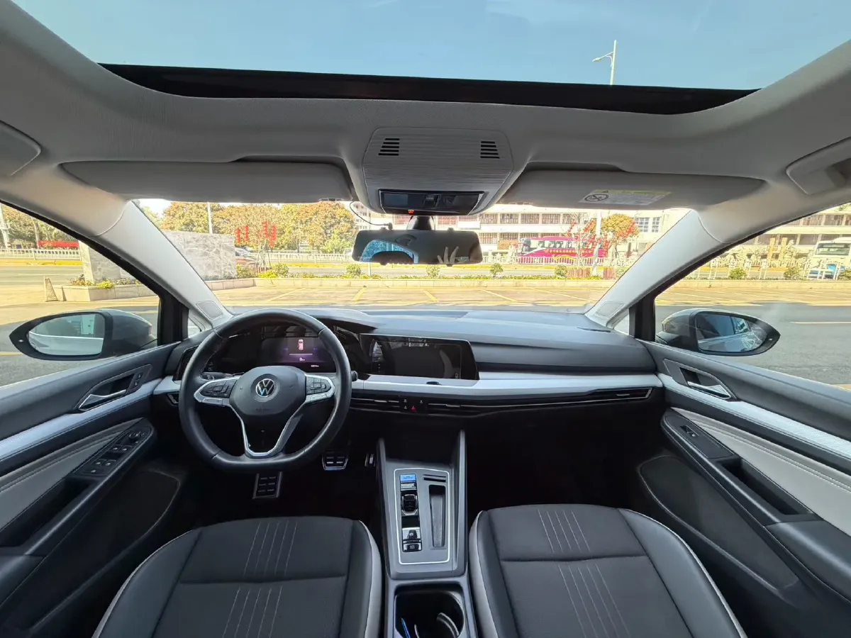 2021 Volkswagen Golf 1.4T 150HP L4 7DCT,autocango,china used car exporter,china ev exporter,chinese used car exporter,chinese used ev exporter