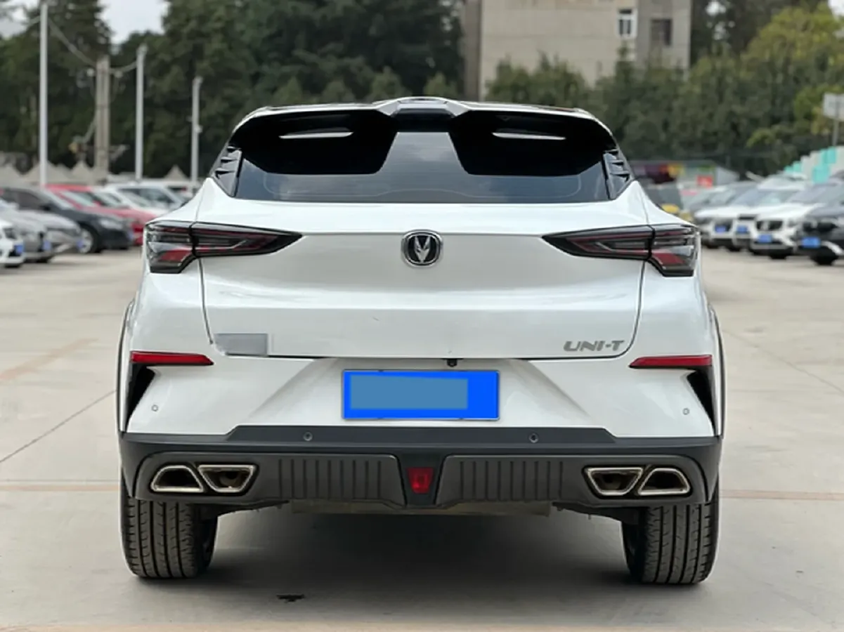 2022 ChangAn UNI-T 1.5T 188HP L4 7DCT,autocango,china used car exporter,china ev exporter,chinese used car exporter,chinese used ev exporter