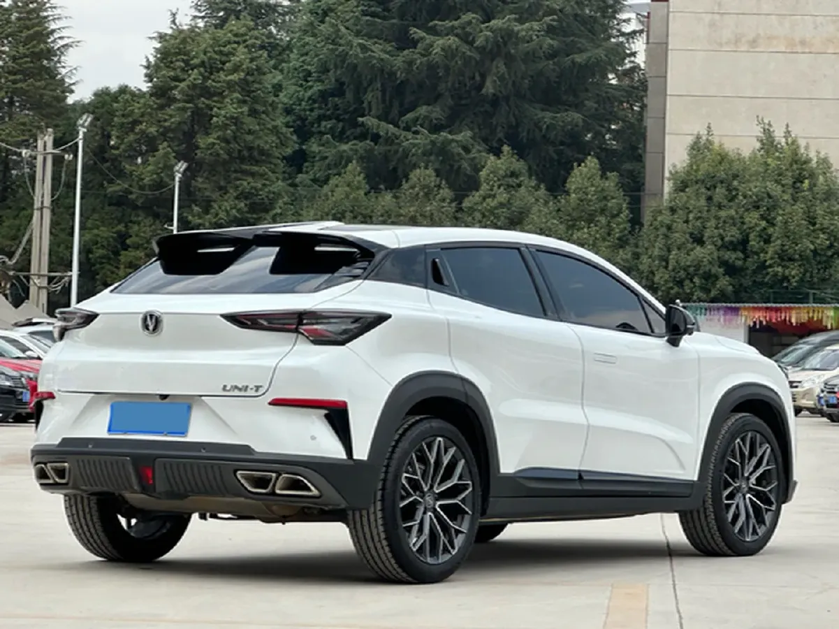 2022 ChangAn UNI-T 1.5T 188HP L4 7DCT,autocango,china used car exporter,china ev exporter,chinese used car exporter,chinese used ev exporter