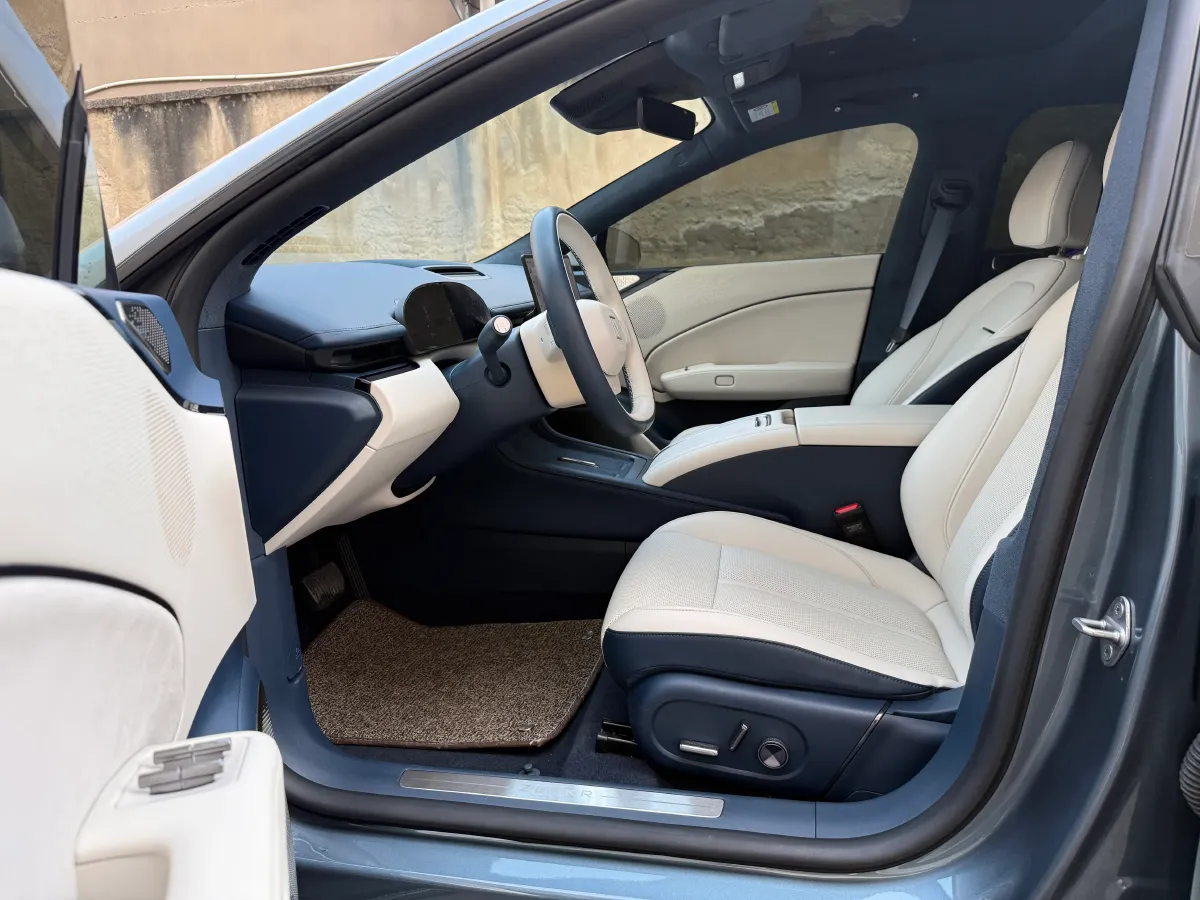 2024 Zeekr 007 BEV 75KWH,autocango,china used car exporter,china ev exporter,chinese used car exporter,chinese used ev exporter