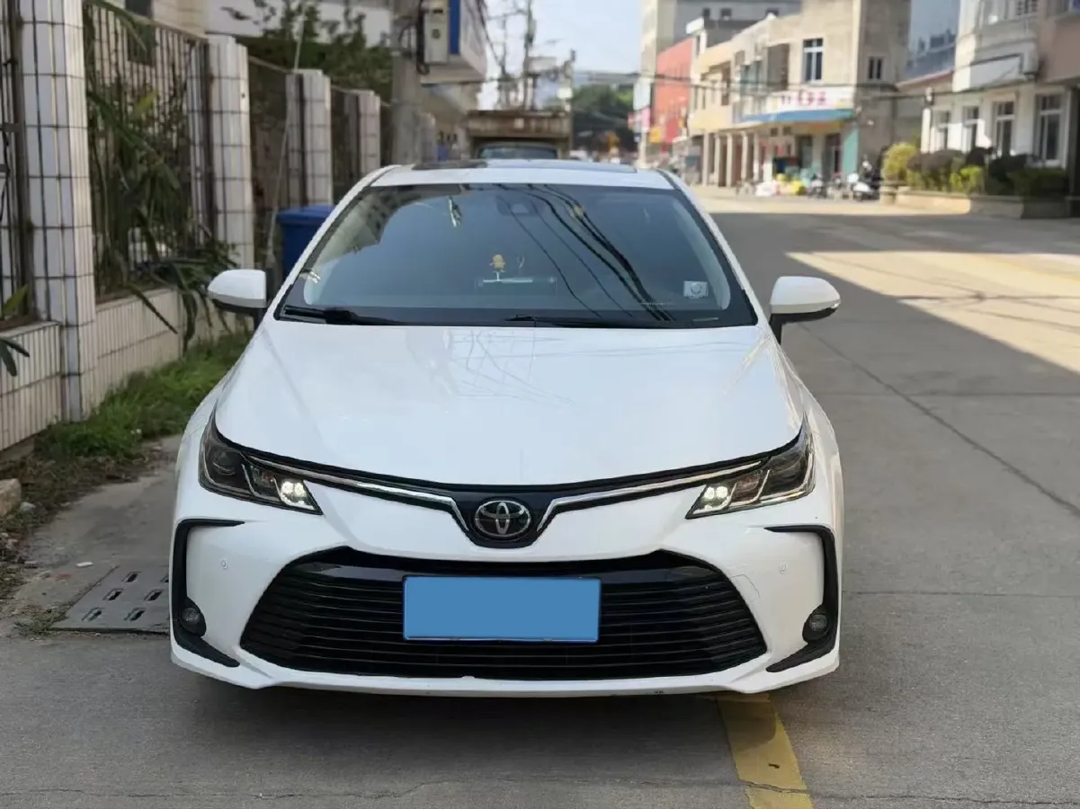 2021 Toyota Corolla 1.2T 116HP L4 CVT,autocango,china used car exporter,china ev exporter,chinese used car exporter,chinese used ev exporter