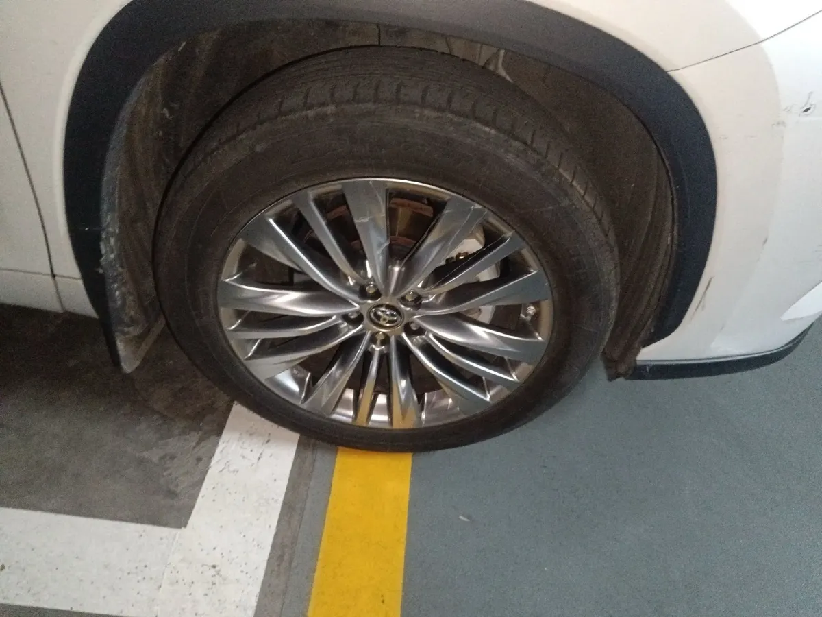 2024 Toyota Highlander 2.5L 189HP L4 E-CVT Hybrid,autocango,china used car exporter,china ev exporter,chinese used car exporter,chinese used ev exporter