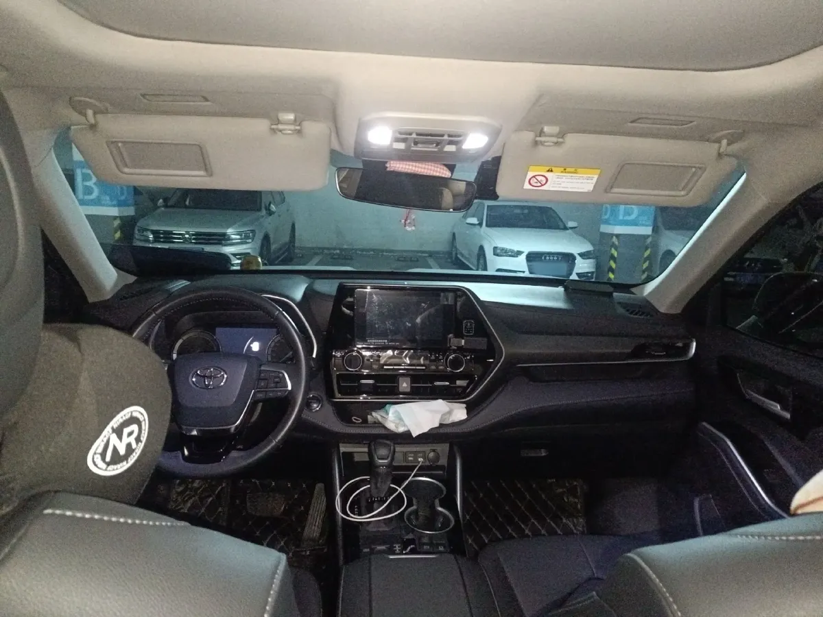 2024 Toyota Highlander 2.5L 189HP L4 E-CVT Hybrid,autocango,china used car exporter,china ev exporter,chinese used car exporter,chinese used ev exporter