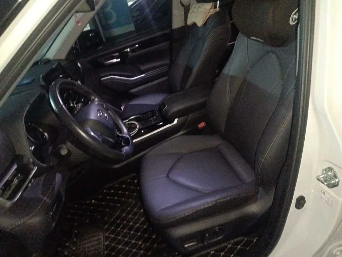 2024 Toyota Highlander 2.5L 189HP L4 E-CVT Hybrid,autocango,china used car exporter,china ev exporter,chinese used car exporter,chinese used ev exporter