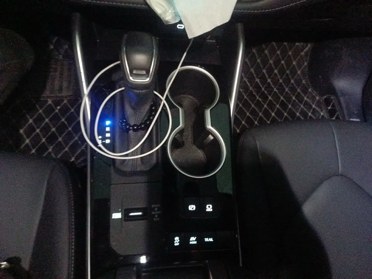 2024 Toyota Highlander 2.5L 189HP L4 E-CVT Hybrid,autocango,china used car exporter,china ev exporter,chinese used car exporter,chinese used ev exporter