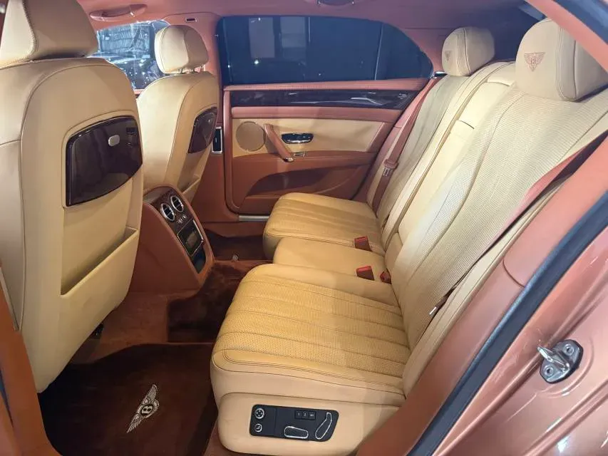 2014 Bentley Flying Spur 4.0T 507HP V8 8AT,autocango,china used car exporter,china ev exporter,chinese used car exporter,chinese used ev exporter