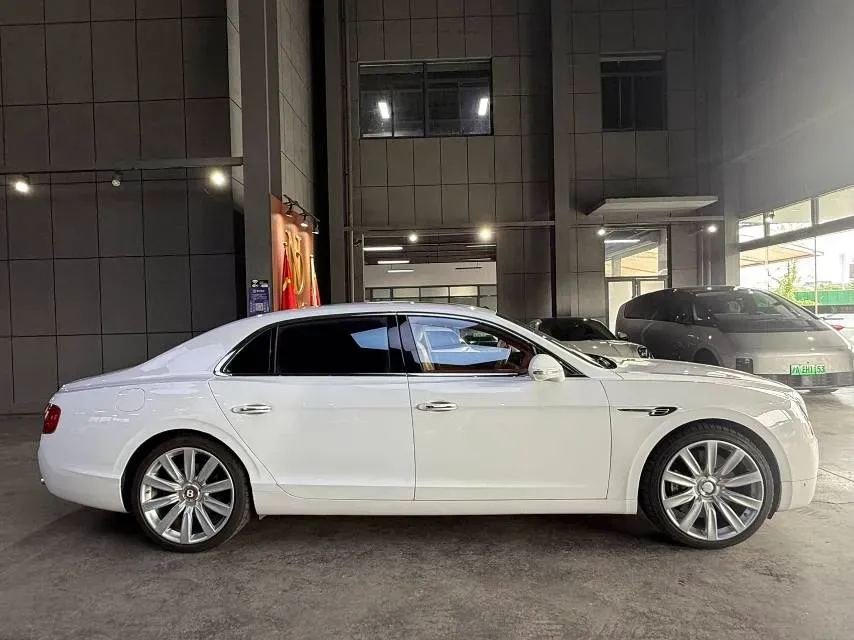 2014 Bentley Flying Spur 4.0T 507HP V8 8AT,autocango,china used car exporter,china ev exporter,chinese used car exporter,chinese used ev exporter