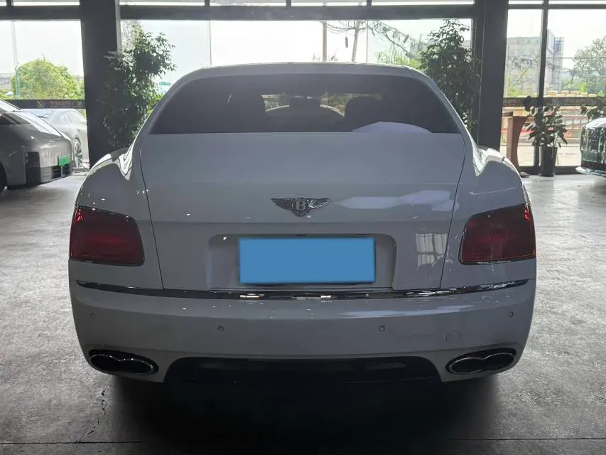 2014 Bentley Flying Spur 4.0T 507HP V8 8AT,autocango,china used car exporter,china ev exporter,chinese used car exporter,chinese used ev exporter