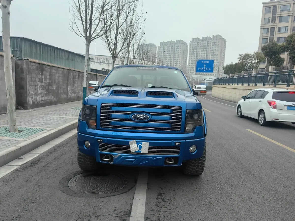 2011 Toyota Sienna 3.5L 269HP V6 6AT,autocango,china used car exporter,china ev exporter,chinese used car exporter,chinese used ev exporter