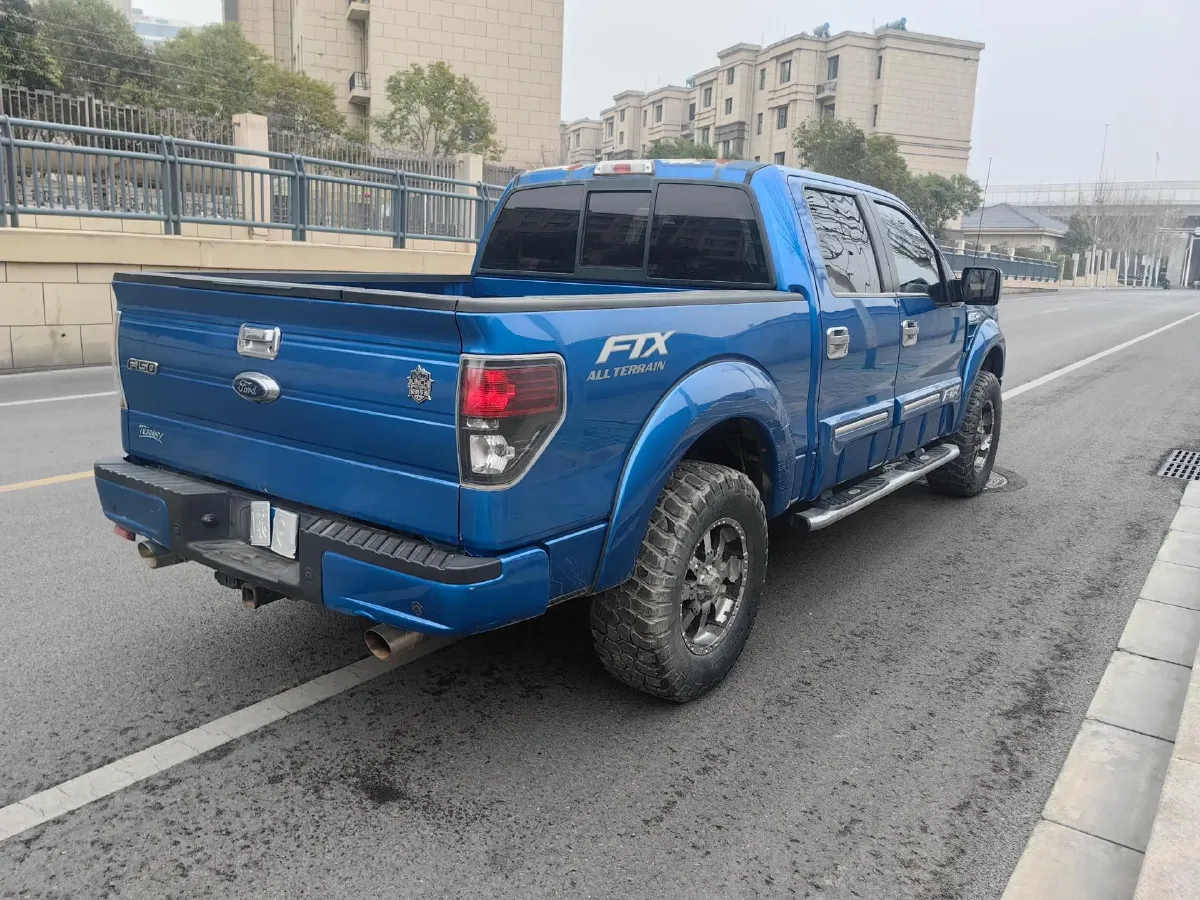 2011 Toyota Sienna 3.5L 269HP V6 6AT,autocango,china used car exporter,china ev exporter,chinese used car exporter,chinese used ev exporter