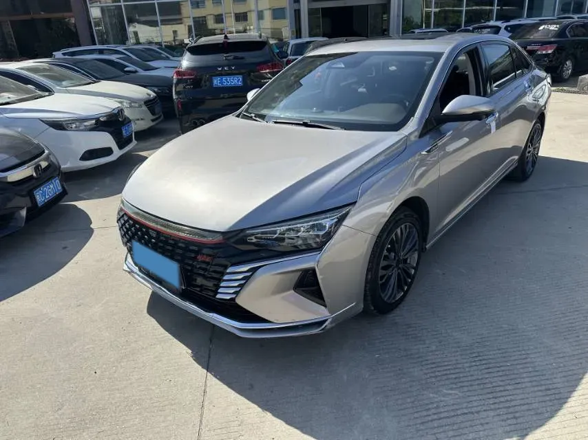 2021 DongFeng Aeolus YiXuan MAX 1.5T 190HP L4 7DCT,autocango,china used car exporter,china ev exporter,chinese used car exporter,chinese used ev exporter