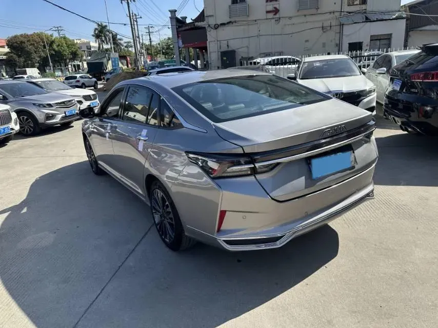 2021 DongFeng Aeolus YiXuan MAX 1.5T 190HP L4 7DCT,autocango,china used car exporter,china ev exporter,chinese used car exporter,chinese used ev exporter