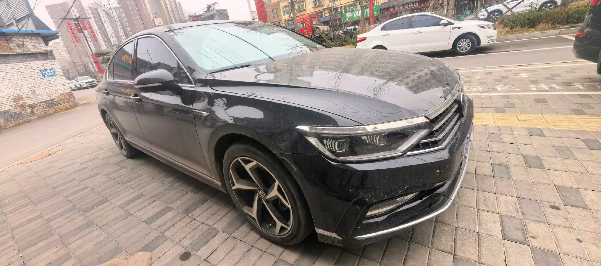 2023 Volkswagen Magotan 2.0T 186HP L4 7DCT,autocango,china used car exporter,china ev exporter,chinese used car exporter,chinese used ev exporter
